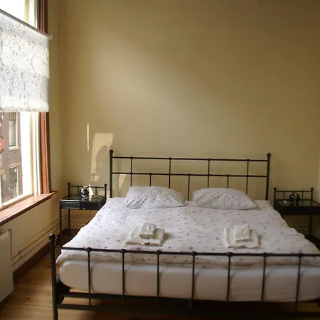 Donatella 3* Haarlem
